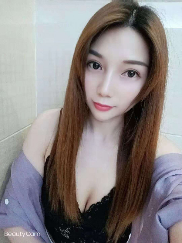 海珠万胜围莹莹